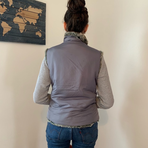 *sold* Reversible Vest - Picture 4 of 4